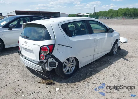 2016 Chevrolet Sonic Lt Auto из США, поврежденный, VIN 1G1JC6SH2G4106723